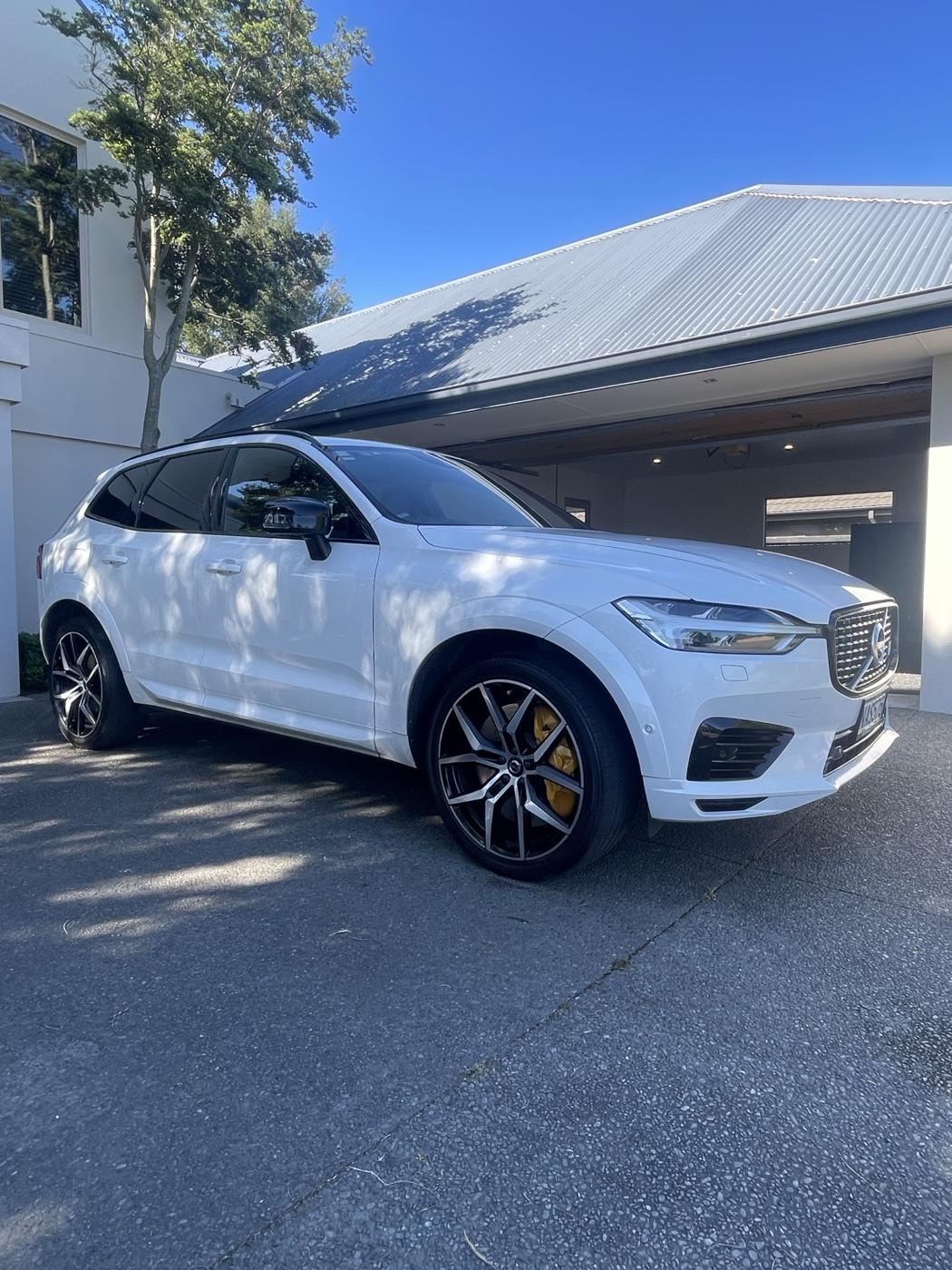 Volvo after Deluxe detail by Deluxe Detailing, mobile car detailing Rangiora