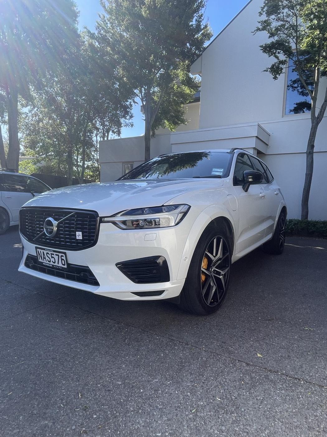 Volvo after Deluxe detail by Deluxe Detailing, mobile car detailing Kaiapoi