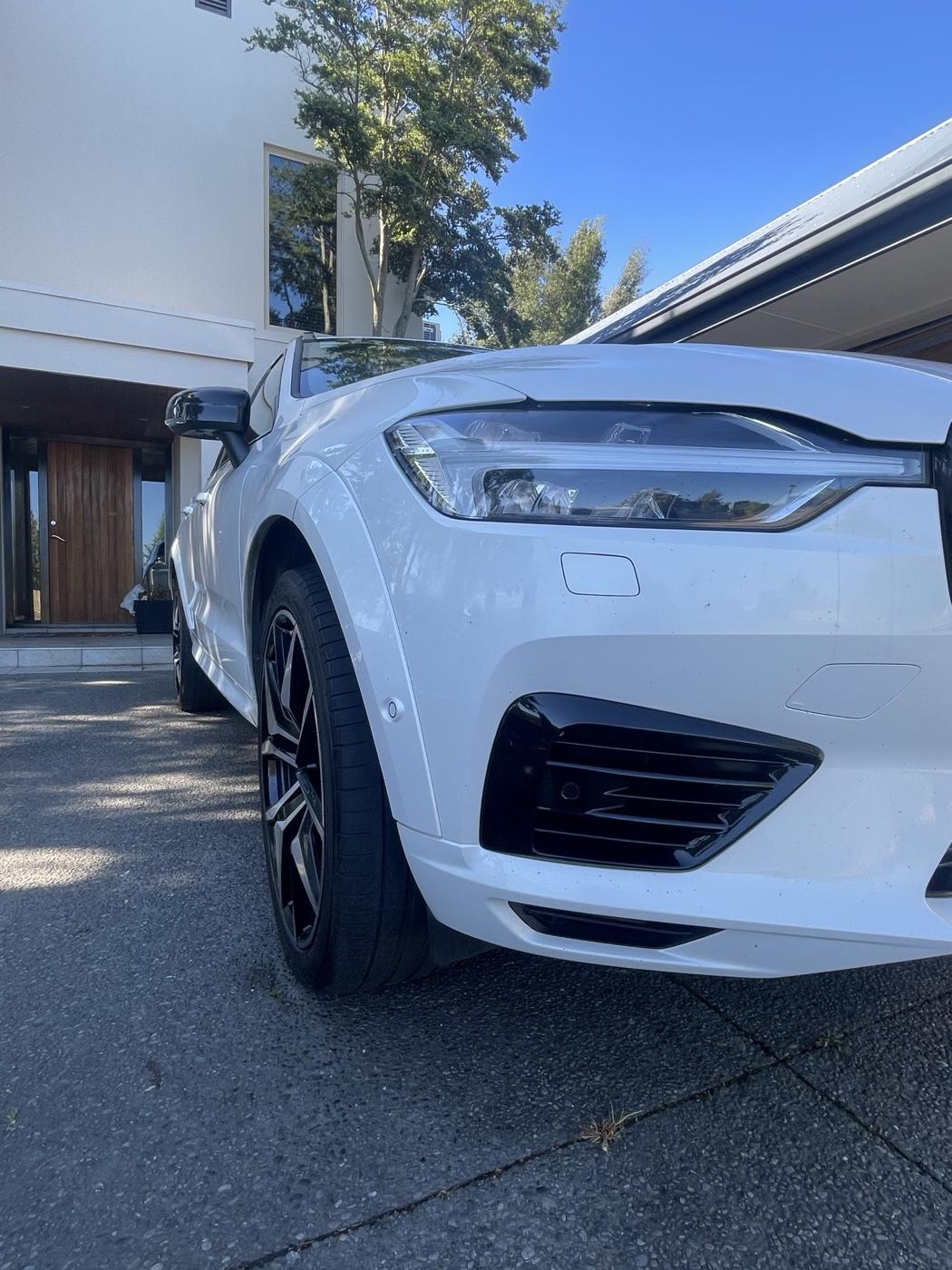 Volvo after Deluxe detail by Deluxe Detailing, mobile car detailing Christchurch